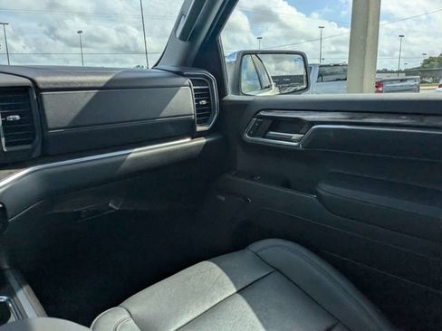 Used 2023 Chevrolet Silverado 1500 LTZ AWD/4WD image 14