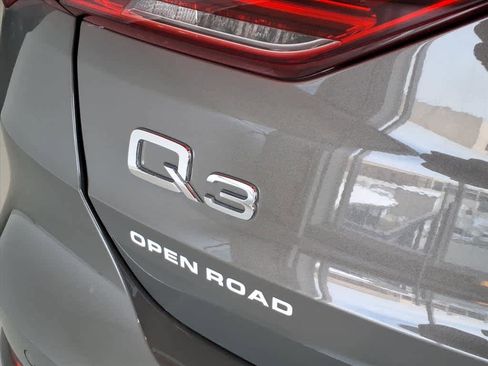 Certified 2025 Audi Q3 2.0T Premium Plus w/ Premium Plus Package image 18