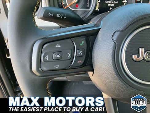 Used 2024 Jeep Wrangler Sport S image 31