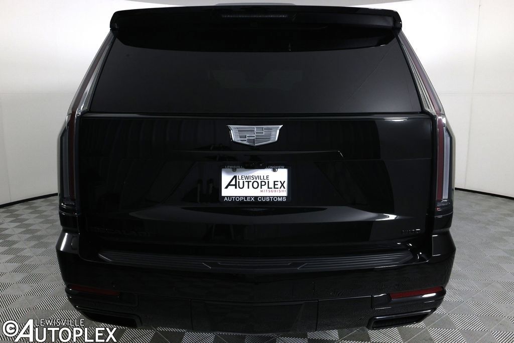 Used 2026 Cadillac Escalade Sport w/ LPO, ONYX Package AWD/4WD image 6