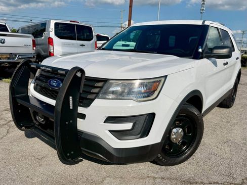 Used 2017 Ford Explorer 4WD Police Interceptor image 3