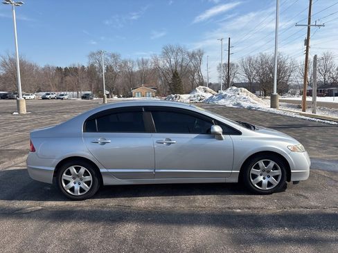 Used 2011 Honda Civic LX image 4