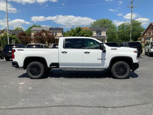 New 2026 Chevrolet Silverado 2500 LTZ w/ LTZ Plus Package AWD/4WD image 8