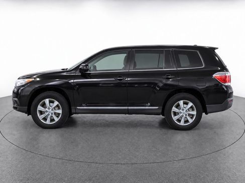 Used 2013 Toyota Highlander FWD image 4