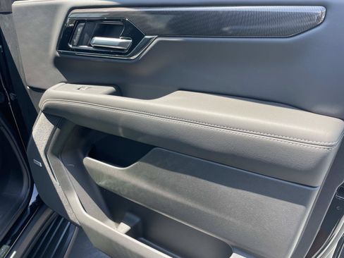 New 2026 GMC Yukon XL Elevation RWD image 25