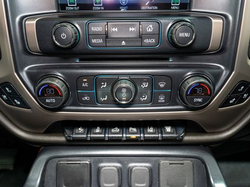 Used 2019 GMC Sierra 3500 Denali image 25