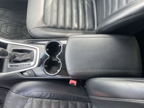 Used 2015 Ford Edge SEL w/ Equipment Group 201A image 17