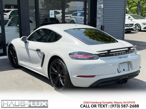 Used 2018 Porsche 718 Cayman RWD image 23