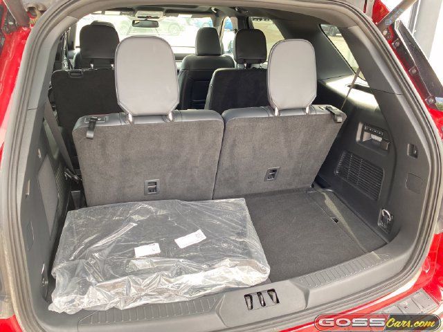 Used 2025 Ford Explorer ST w/ Sun And Sound Package AWD/4WD image 9
