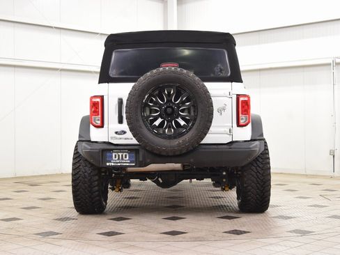 Used 2022 Ford Bronco Black Diamond w/ Sasquatch Package image 6