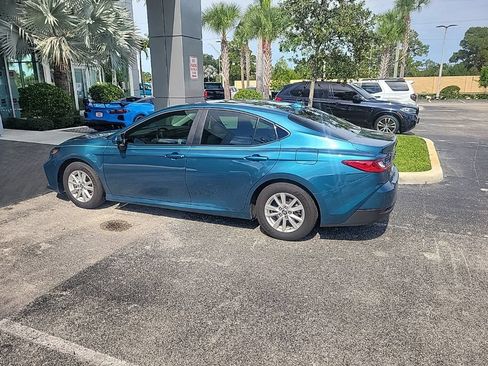 Used 2026 Toyota Camry LE FWD image 4
