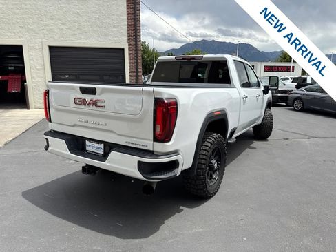Used 2022 GMC Sierra 3500 Denali w/ Technology Package AWD/4WD image 7
