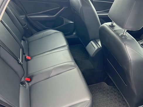 Used 2019 Volkswagen Jetta SEL image 6