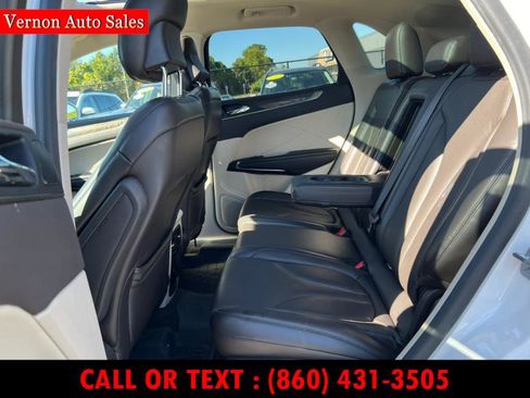 Used 2019 Lincoln MKC Reserve w/ MKC Climate Package image 13