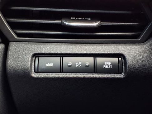 Used 2022 Nissan Altima 2.5 SV image 21