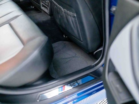Used 2002 BMW M5 RWD image 53