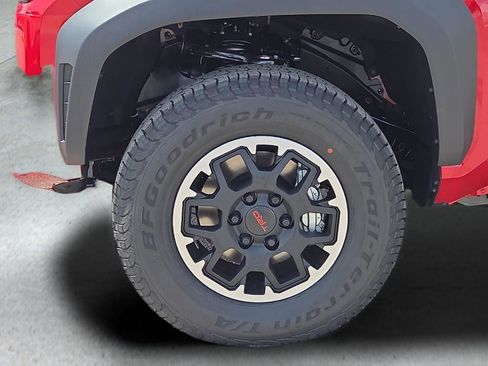 New 2026 Toyota Tacoma TRD Off-Road AWD/4WD image 9