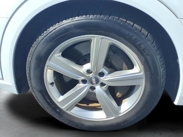 Used 2019 Audi e-tron Premium Plus AWD/4WD image 14