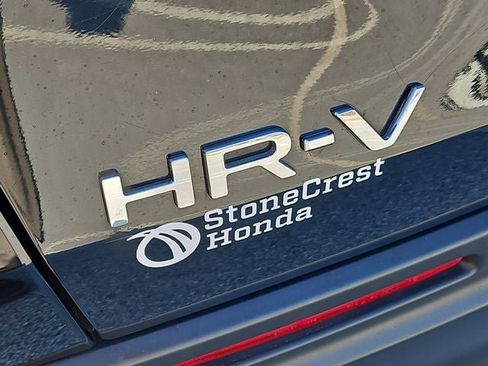 Used 2025 Honda HR-V Sport image 36