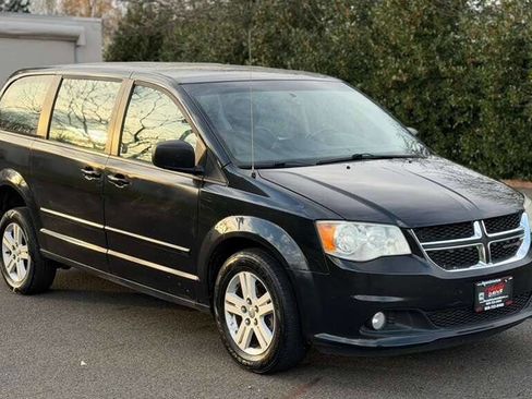 Used 2015 Dodge Grand Caravan American Value Package w/ UConnect Hands-Free Group image 9