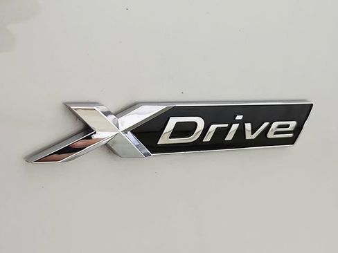 Used 2018 BMW 530i xDrive AWD/4WD image 36