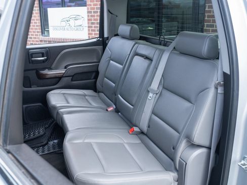 Used 2015 GMC Sierra 2500 SLT w/ Suspension Package, Off-Road AWD/4WD image 17