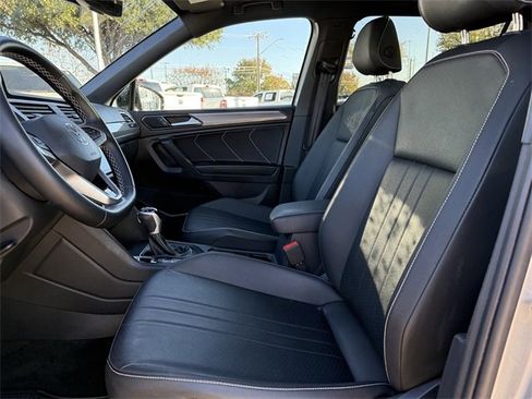 Certified 2023 Volkswagen Tiguan SE R-Line image 24