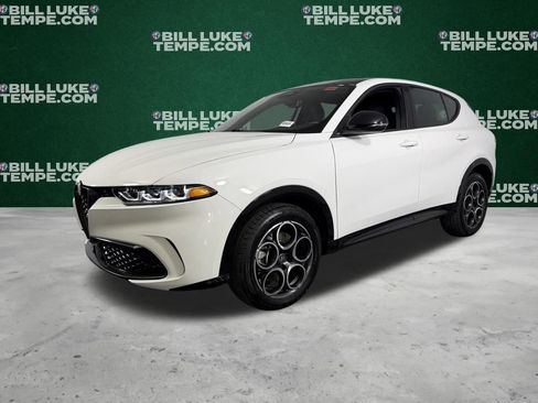 Used 2025 Alfa Romeo Tonale AWD/4WD image 4