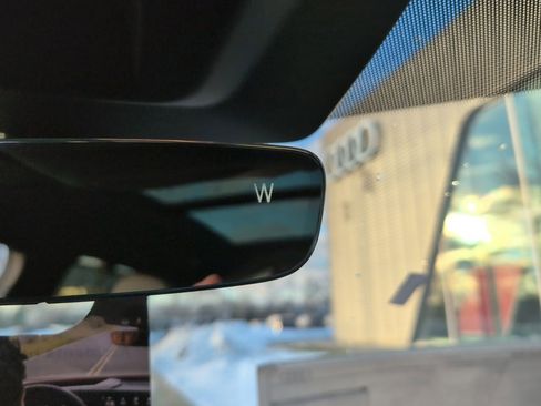 New 2025 Audi SQ5 Premium Plus image 37