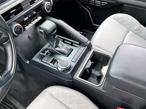 Used 2025 Toyota Tacoma SR5 image 15