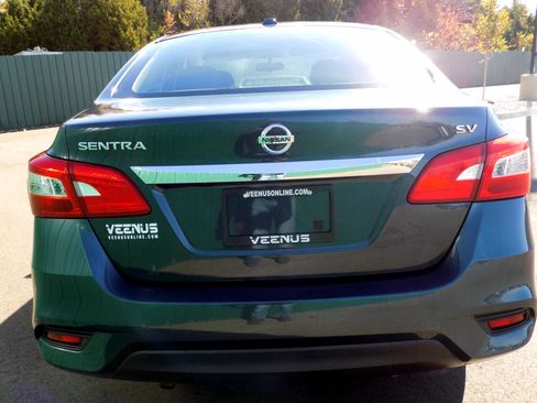 Used 2016 Nissan Sentra SV image 4