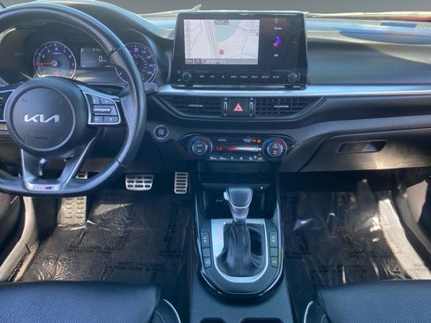 Used 2023 Kia Forte GT-Line w/ GT-Line Premium Package image 11