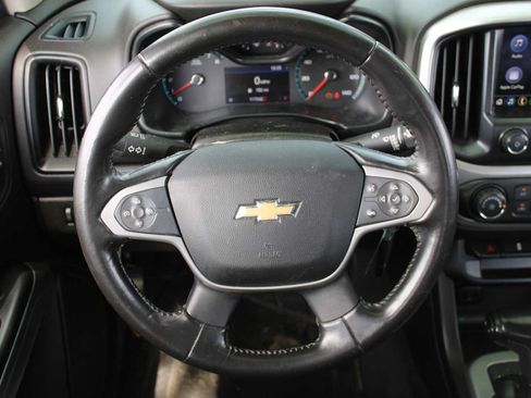 Used 2019 Chevrolet Colorado LT w/ LT Convenience Package AWD/4WD image 7