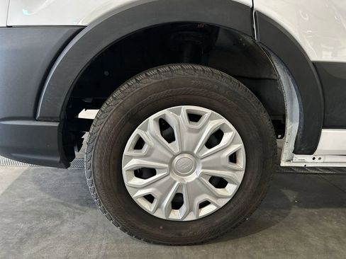 Used 2024 Ford Transit 250 Low Roof w/ Exterior Upgrade Package image 18