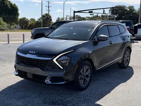 Certified 2023 Kia Sportage SX FWD image 9
