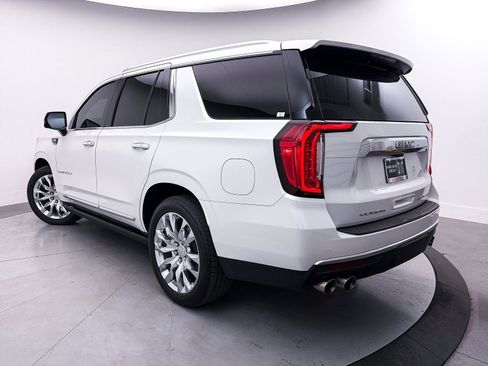 Used 2021 GMC Yukon Denali w/ Denali Ultimate Package image 2
