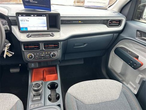 Certified 2024 Ford Maverick XLT w/ XLT Luxury Package image 14