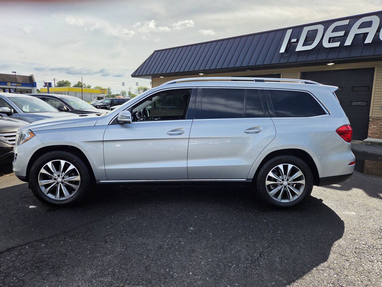 Used 2014 Mercedes-Benz GL 350 BlueTEC 4MATIC image 10