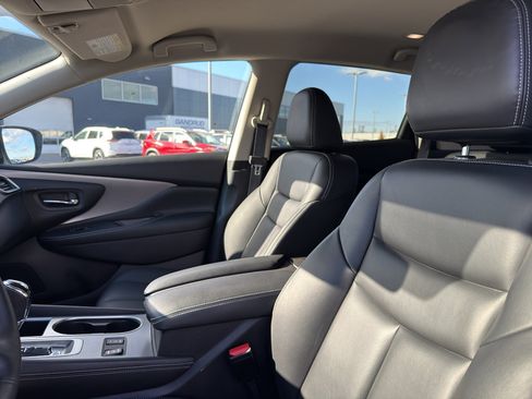 Certified 2023 Nissan Murano SV w/ SV Midnight Edition Package image 25