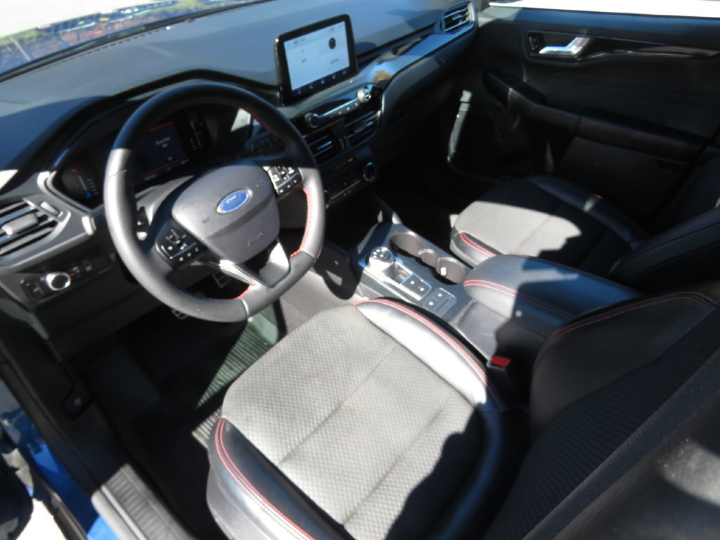 Used 2023 Ford Escape ST-Line AWD/4WD image 11