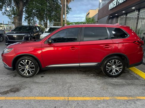 Used 2017 Mitsubishi Outlander ES FWD image 4