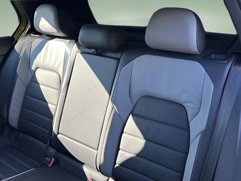 Used 2022 Volkswagen GTI Autobahn image 24