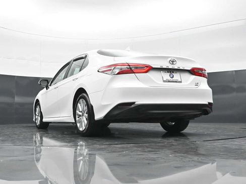 Used 2020 Toyota Camry LE w/ Cold Weather Package AWD/4WD image 31