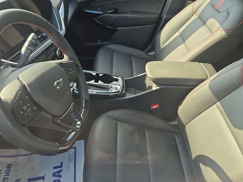 Used 2024 Chevrolet Trax RS w/ Sunroof Package image 15