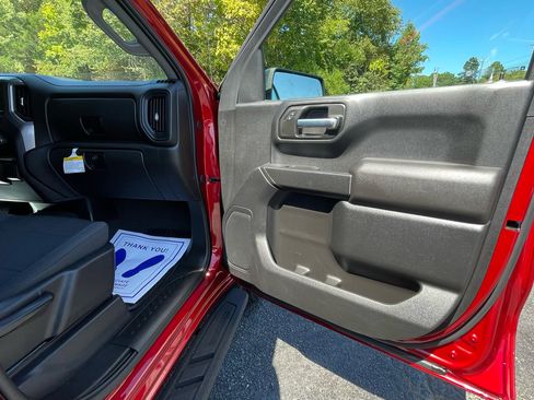 Used 2021 Chevrolet Silverado 1500 Custom Trail Boss image 30