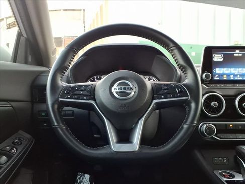 Used 2022 Nissan Sentra SV image 22