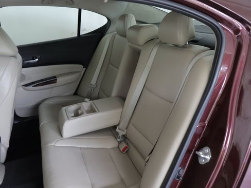 Used 2015 Acura TLX w/ Technology Package FWD image 11