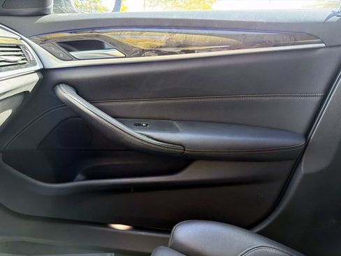 Certified 2023 BMW 530i w/ Convenience Package RWD image 22