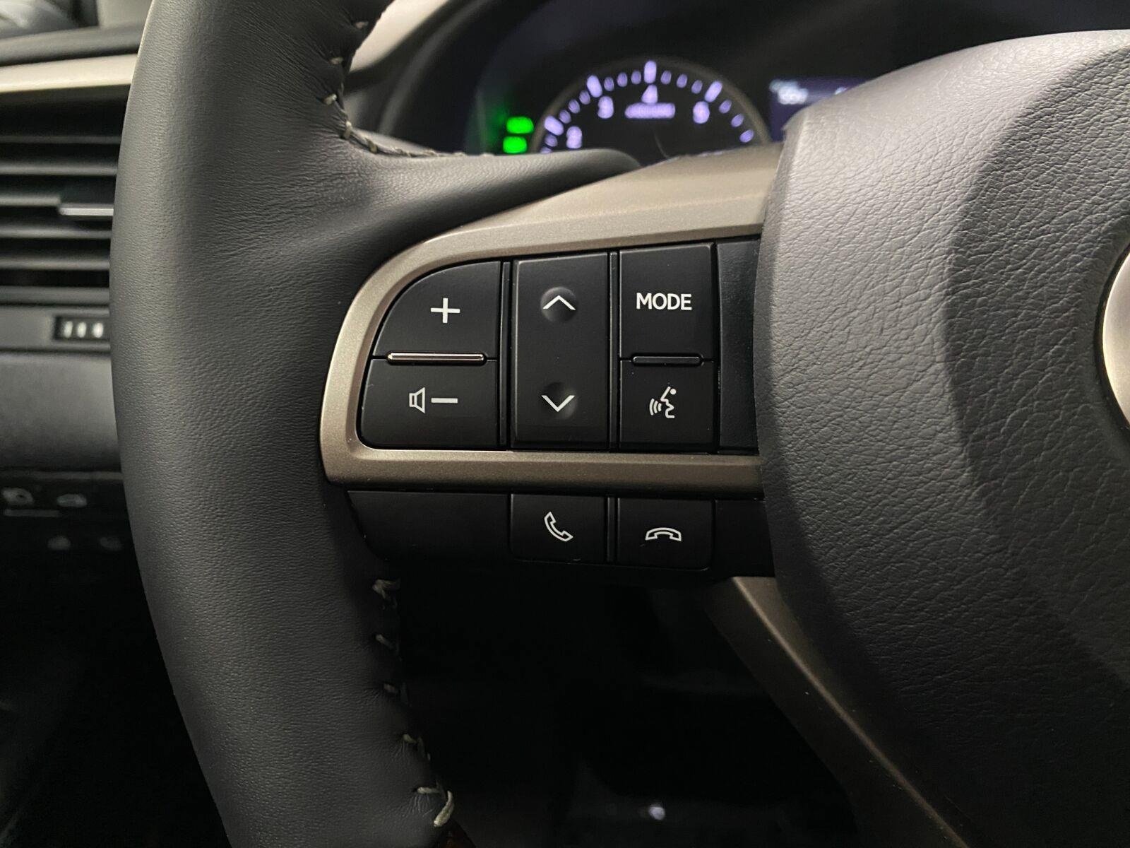 Used 2019 Lexus RX 350 AWD w/ Navigation Package image 17