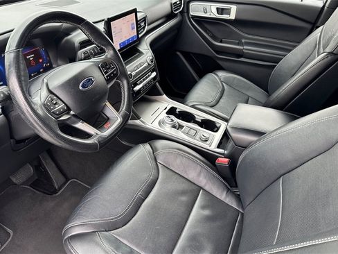 Used 2020 Ford Explorer ST image 10